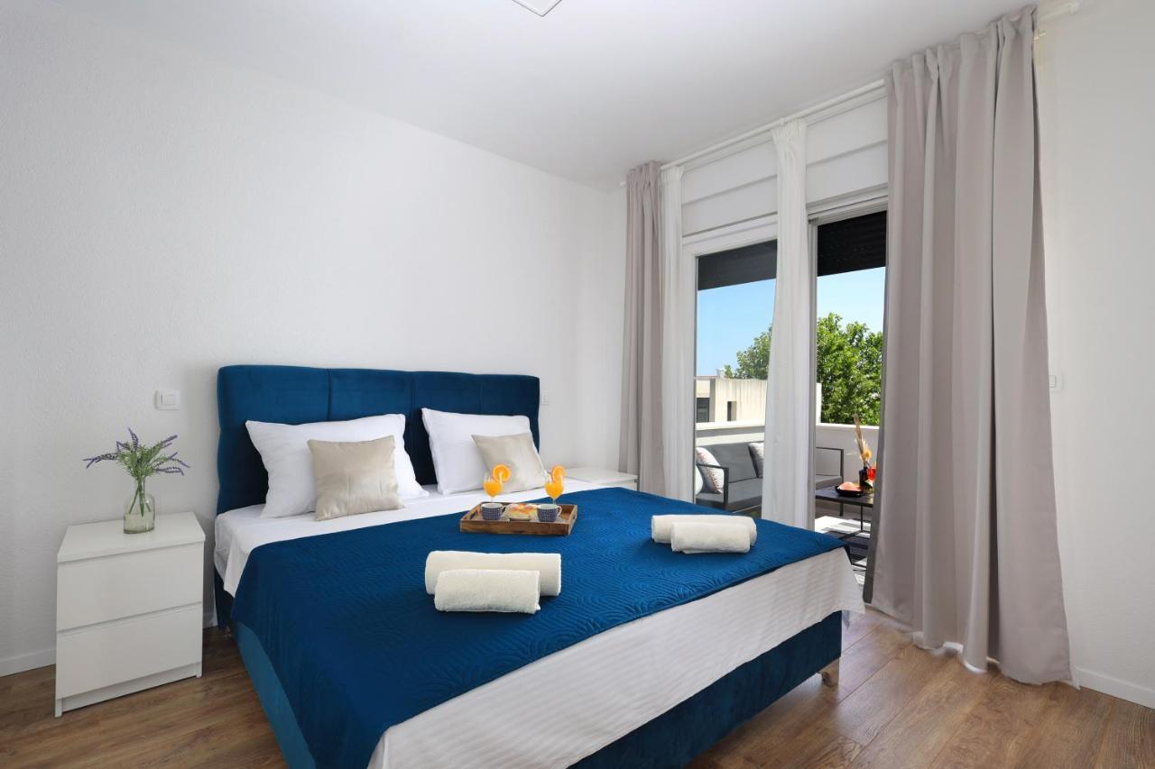 Bonaca Apartments With Terrace And Private Parking Kaštela Zewnętrze zdjęcie
