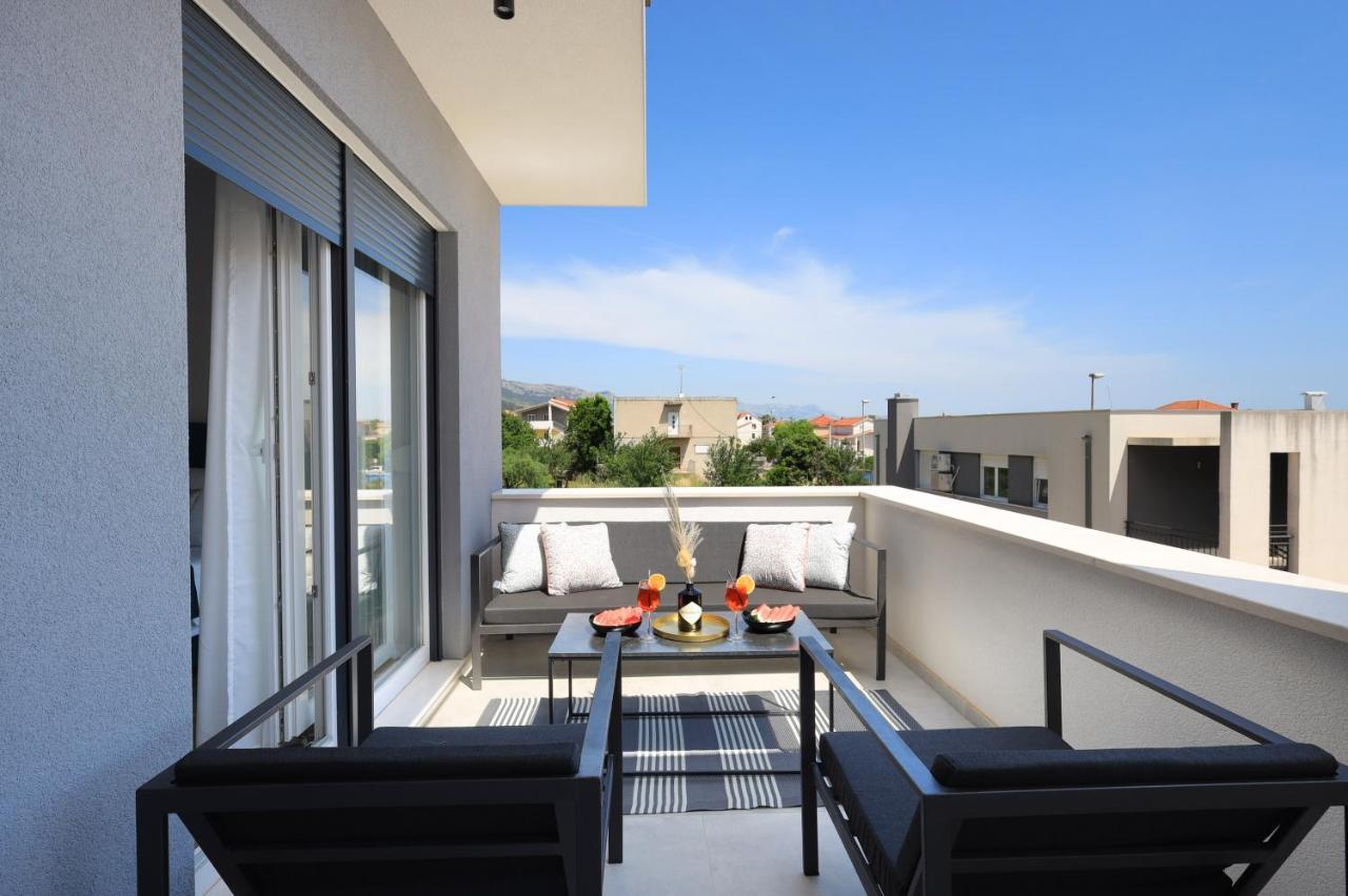 Bonaca Apartments With Terrace And Private Parking Kaštela Zewnętrze zdjęcie