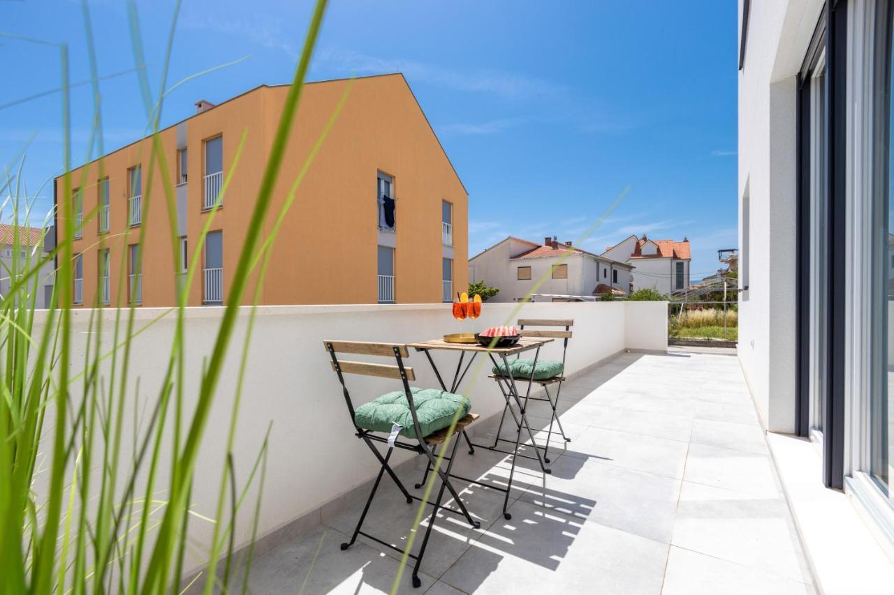 Bonaca Apartments With Terrace And Private Parking Kaštela Zewnętrze zdjęcie